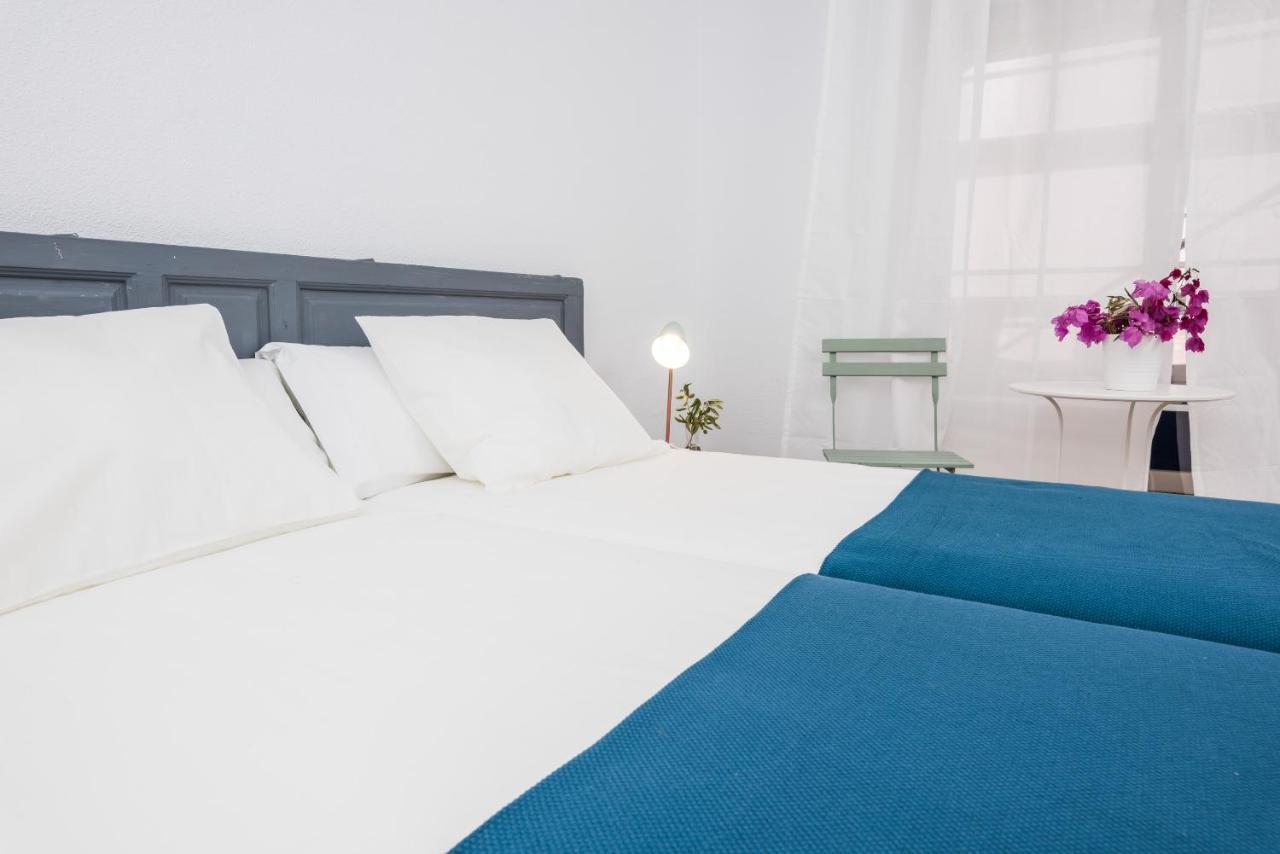 Apartamentos Paseo De La Farola マラガ エクステリア 写真