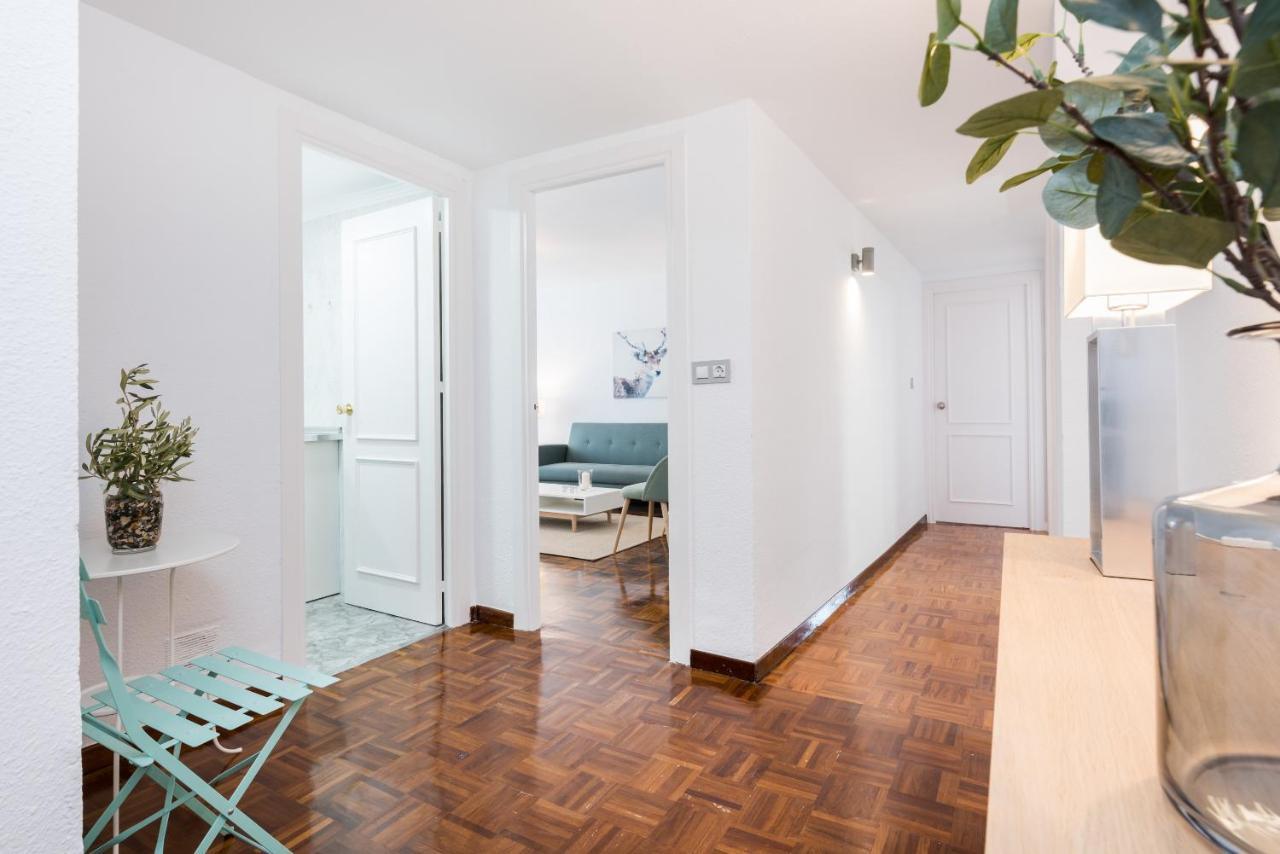 Apartamentos Paseo De La Farola マラガ エクステリア 写真