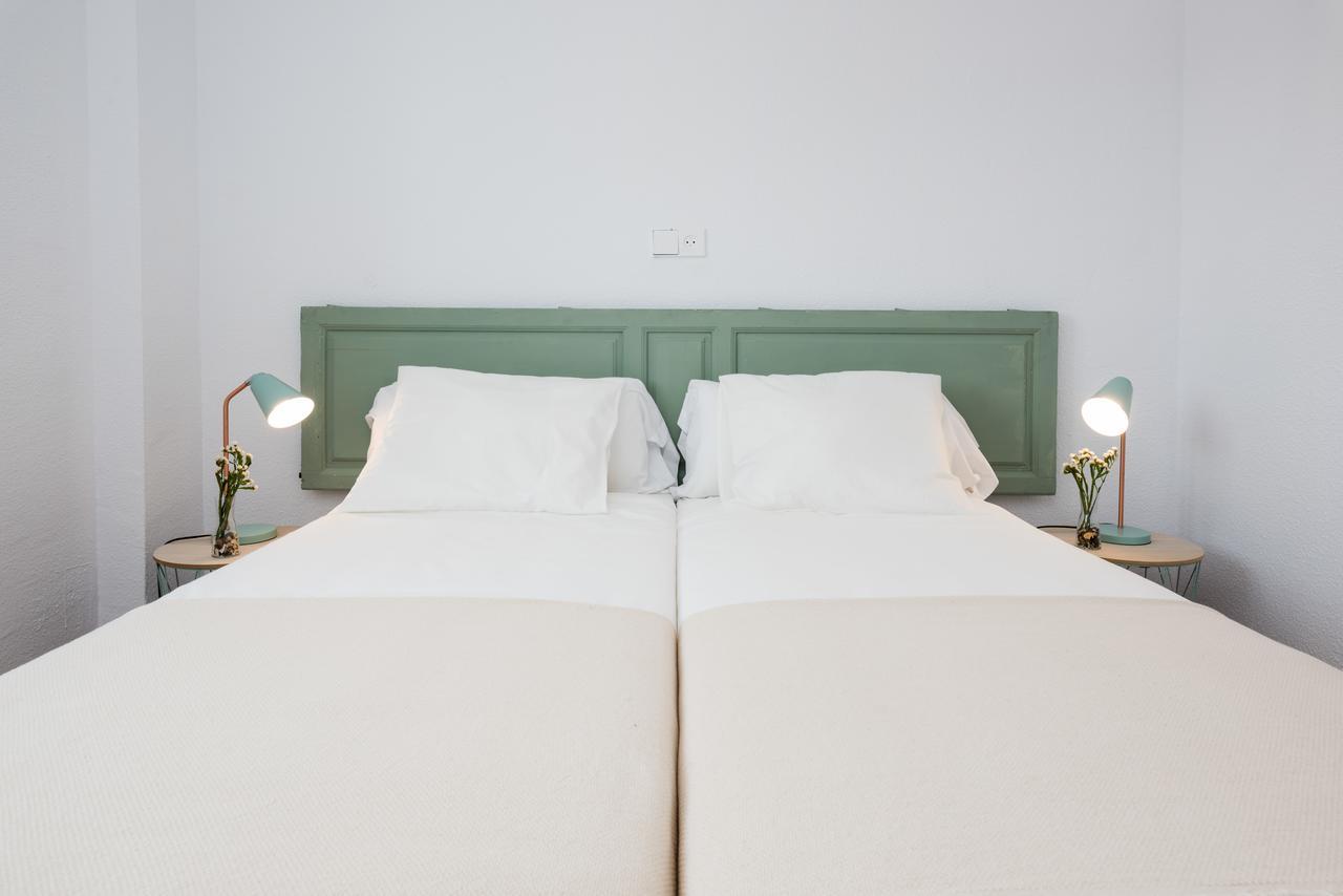 Apartamentos Paseo De La Farola マラガ エクステリア 写真