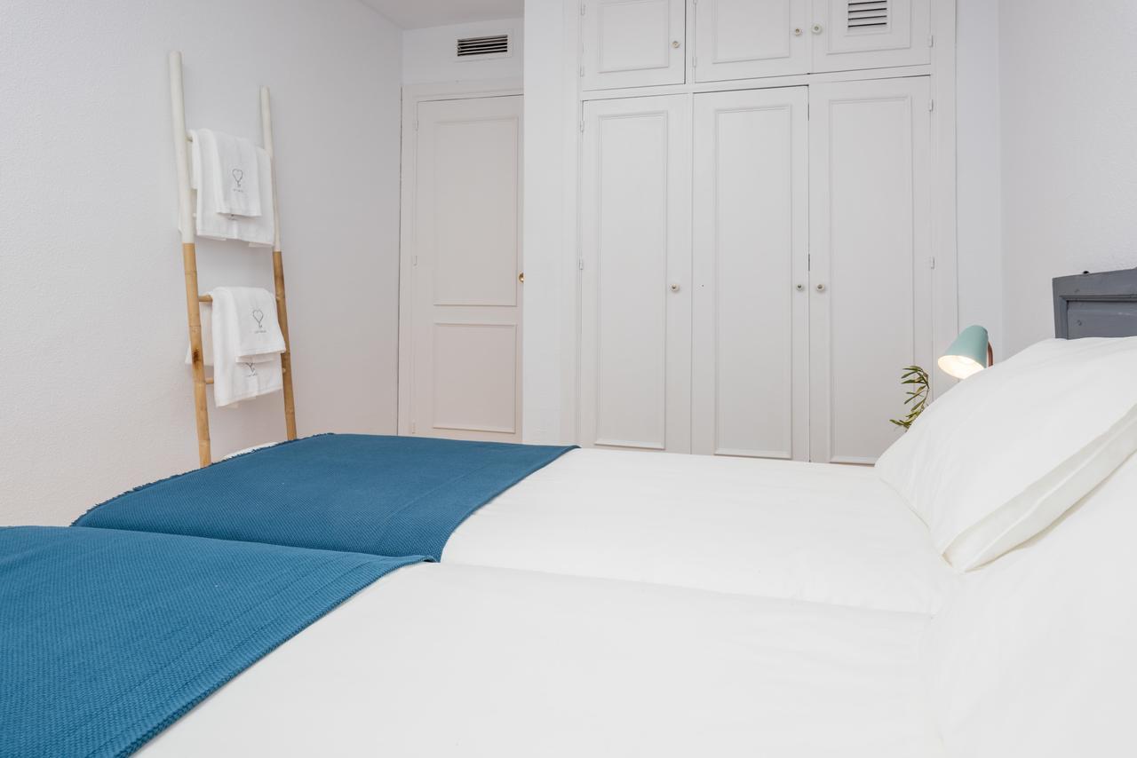 Apartamentos Paseo De La Farola マラガ エクステリア 写真